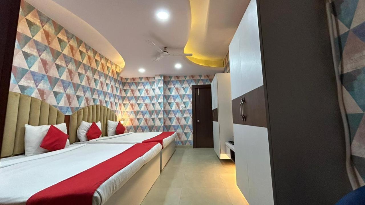ורנאסי Hotel Sahu Near Kashi Vishwanath Temple Gate מראה חיצוני תמונה