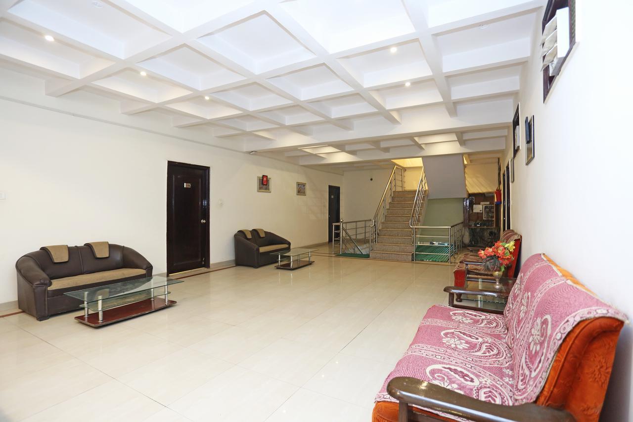 ורנאסי Hotel Sahu Near Kashi Vishwanath Temple Gate מראה חיצוני תמונה